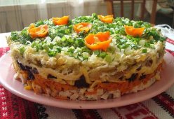 Салат слоеный с черносливом