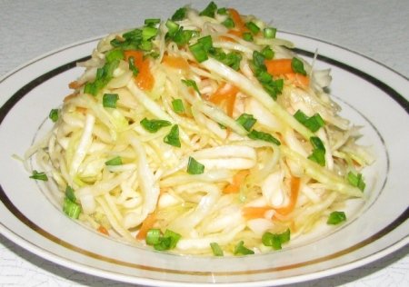 Салат из свежей капусты