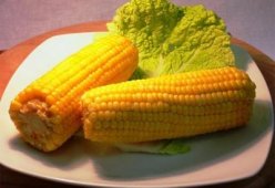 Салаты с кукурузой