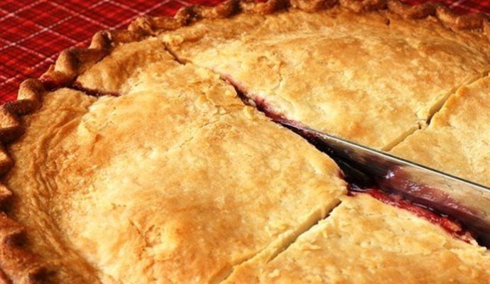 Пирог из готового слоеного теста