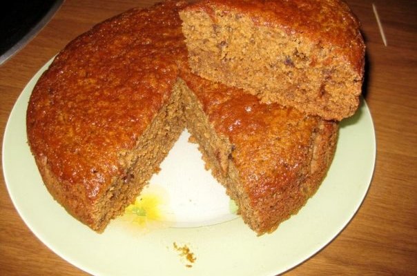 Пирог на кефире в мультиварке