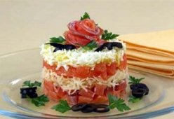 Салат с соленой рыбой