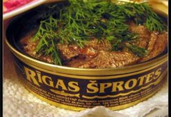 Салаты со шпротами