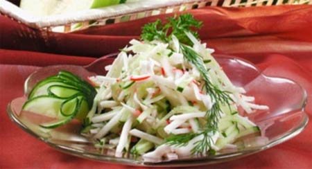 Крабовый салат с яблоком