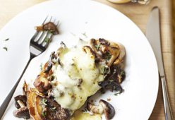 Бутерброды с грибами и сыром