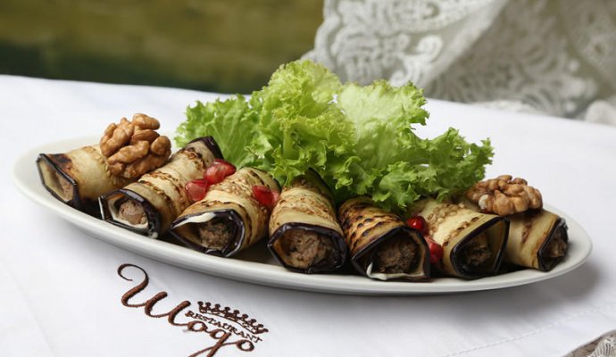 Рулетики из баклажанов по-грузински