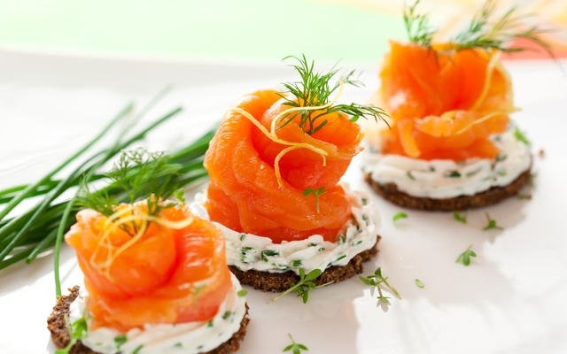 Закуска из семги (форели)