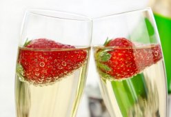 Игристое сладкое вино