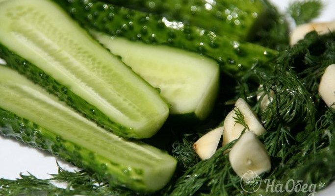 Огурцы малосольные