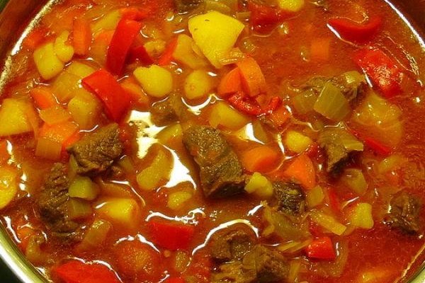Венгерский суп-гуляш