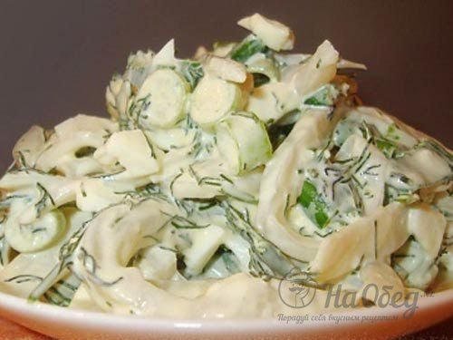 Салат из кальмаров с плавленым сыром