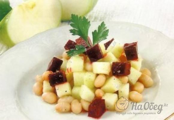 Салат из фасоли с яблоками