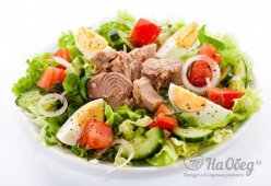 Салат с тунцом