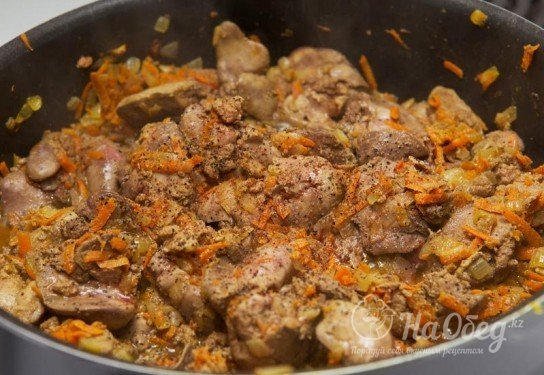 Печень с морковью