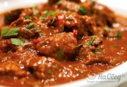 Гуляш из говядины