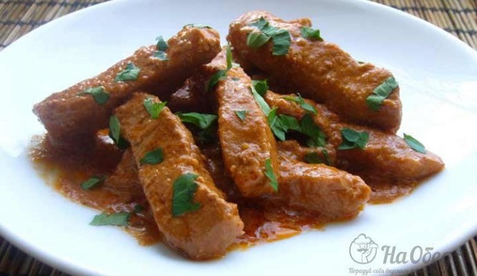 Гуляш из свинины