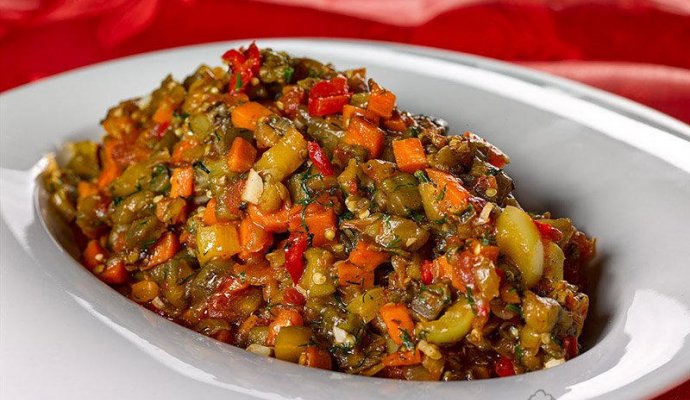 Баклажанная икра кусочками