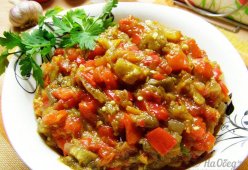 Баклажанная икра с овощами