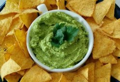 Гуакамоле с кориандром