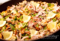 Паэлья с морепродуктами