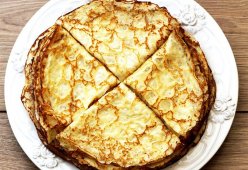 Блины на молоке со сливочным маслом