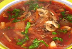 Свекольник с грибами