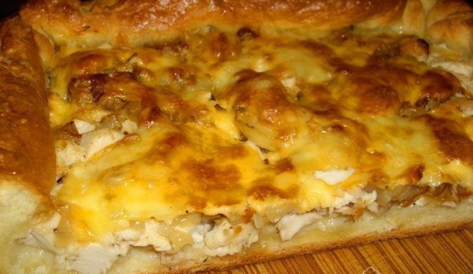 Пирог с курицей и сыром