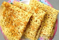 Тонкие дрожжевые блины