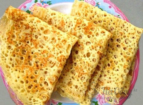 Тонкие дрожжевые блины