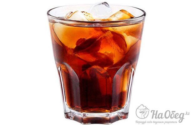 Коктейль виски с колой