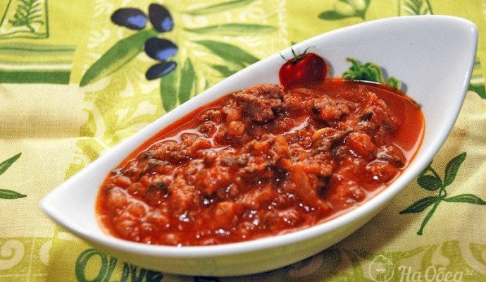 Болоньезе с томатной пастой