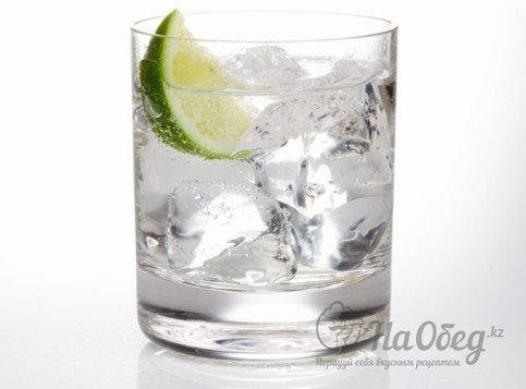 Яблочный джин-тоник