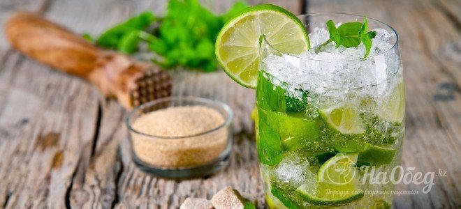 Коктейль из рома и мяты