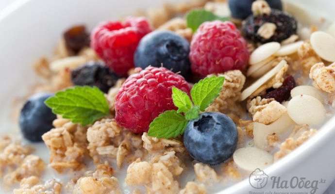 Мюсли с фруктами