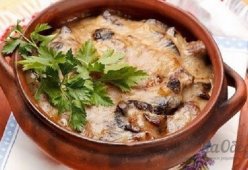 Пельмени в горшочке в духовке