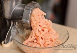 Готовим фарш для пельменей