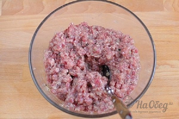 Готовим фарш для домашних хинкали