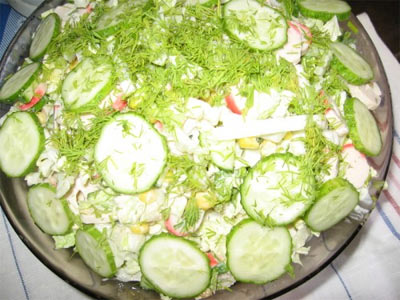 Салат из сырых шампиньонов с огурцами
