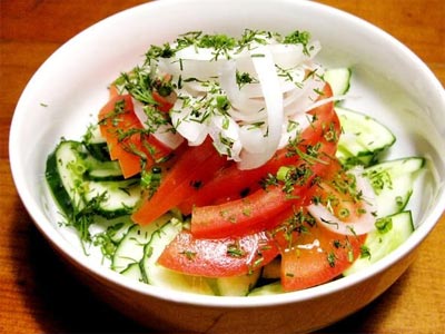 Салат из огурцов с томатами