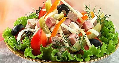 Салат из черешкового сельдерея с нектаринами