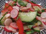 вегетарианские салаты из огурцов и редиса