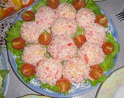 Салат с крабовыми палочками